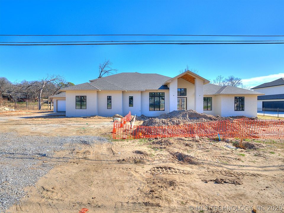 1st image of 10775 S Sheridan Rd