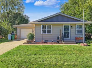 214 11th St SE, Bondurant, IA 50035