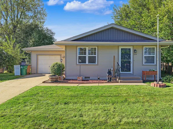 214 11th St SE, Bondurant, IA 50035