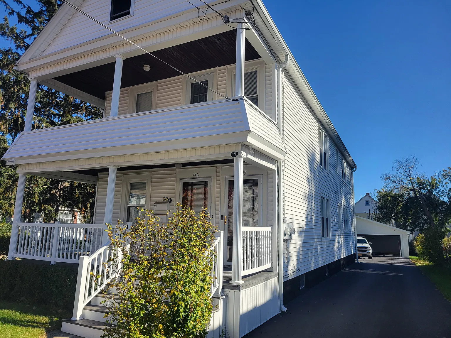 2 bed, 720 sqft, $1,650 — Photo 1