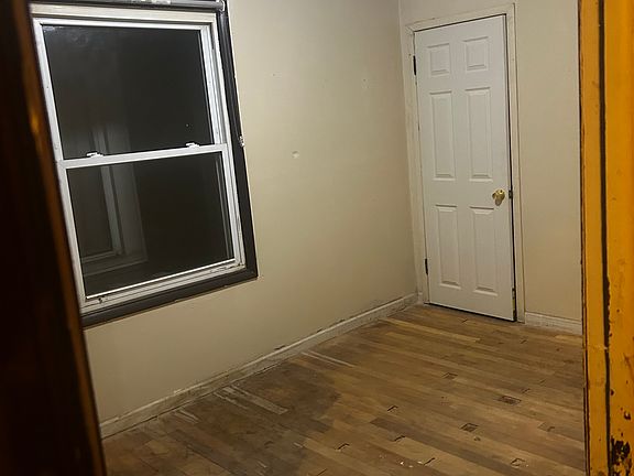 5th image of 733 S Hague Ave #73