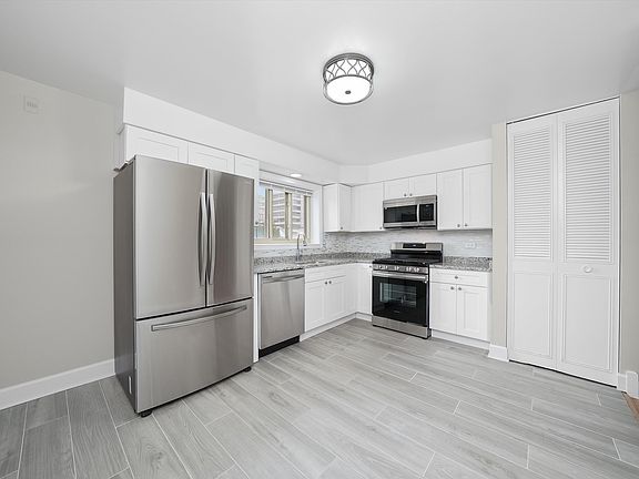 4th image of 8050 Niles Ave #2