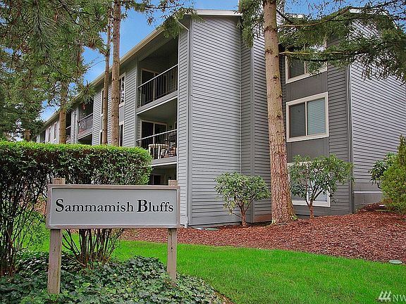 2nd image of 4707 W Lake Sammamish Pkwy SE APT D102