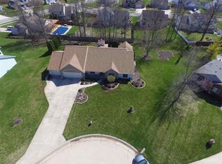 2813 Streamside Ct, Fort Wayne, IN 46818