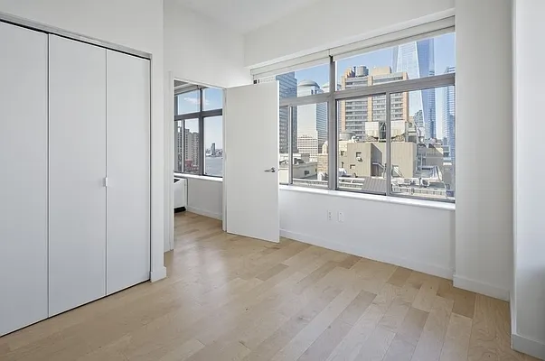 Rented by The Moinian Group | media 14