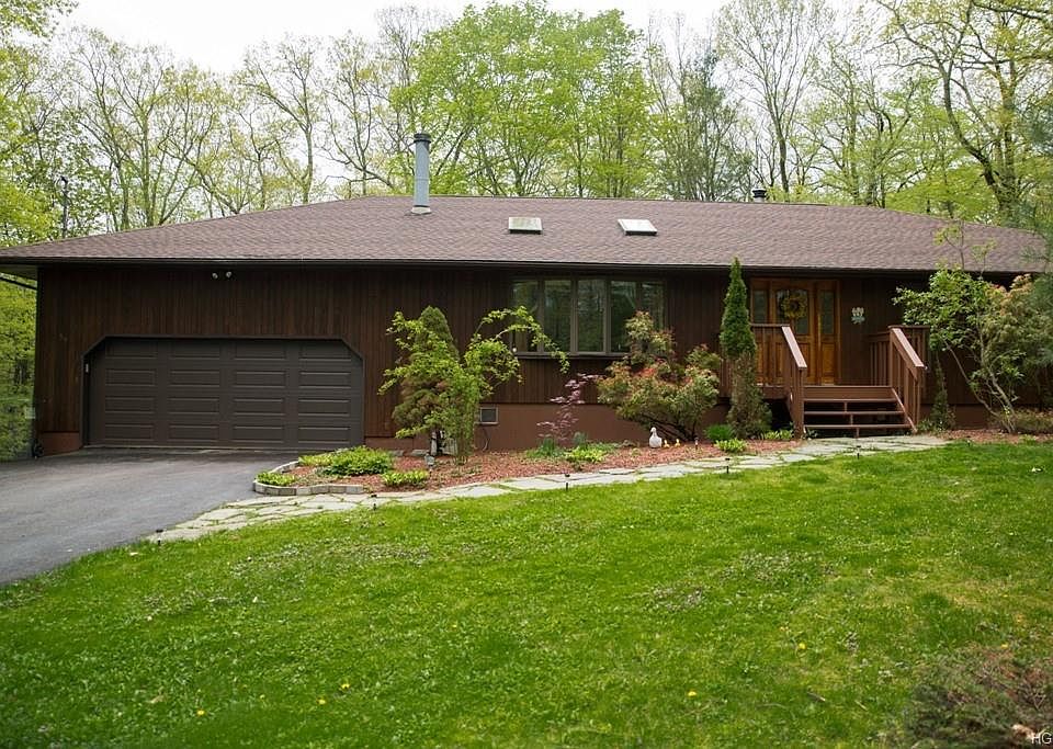 1st image of 54 Rose Ln