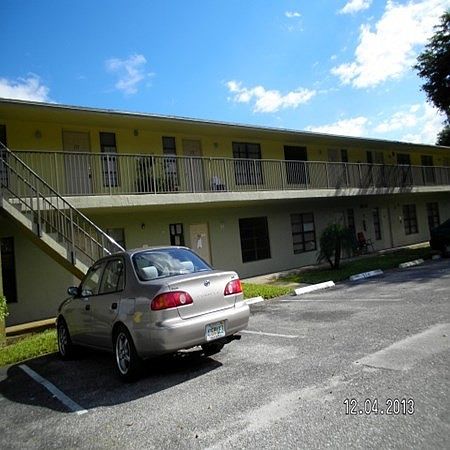 1st image of 5105 Palm Hill Dr APT 363