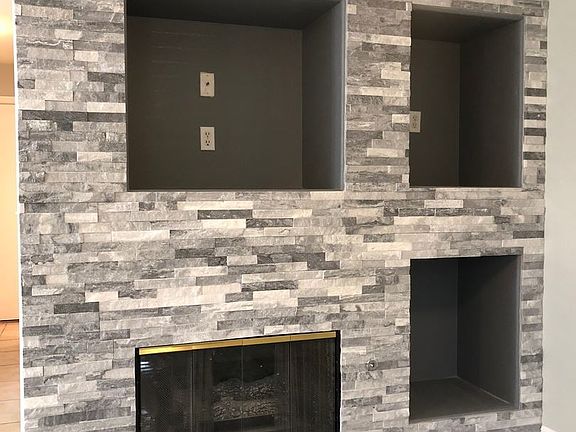 2nd image of 51 Belle Maison Ave