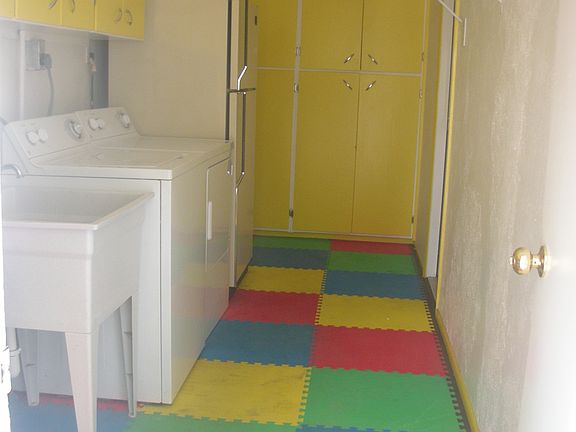 5th image of 3219 N 81st St