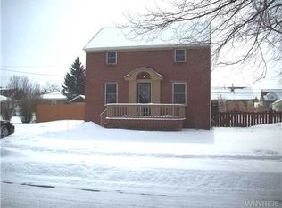 83 Palm St, Lackawanna, NY 14218
