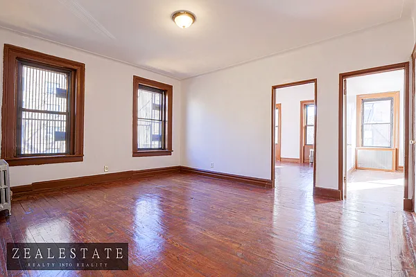 Rented by ZealEstate Group Inc | media 18