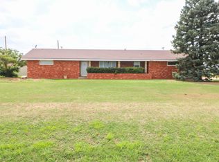 845 Farm To Market Rd #1055, Earth, TX 79031