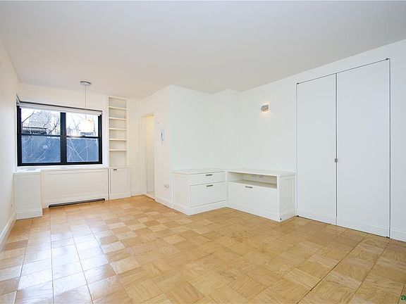 3rd image of 42 8th Ave #6G