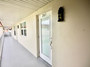 26 Pine Arbor Lane #201, Vero Beach, FL 32962