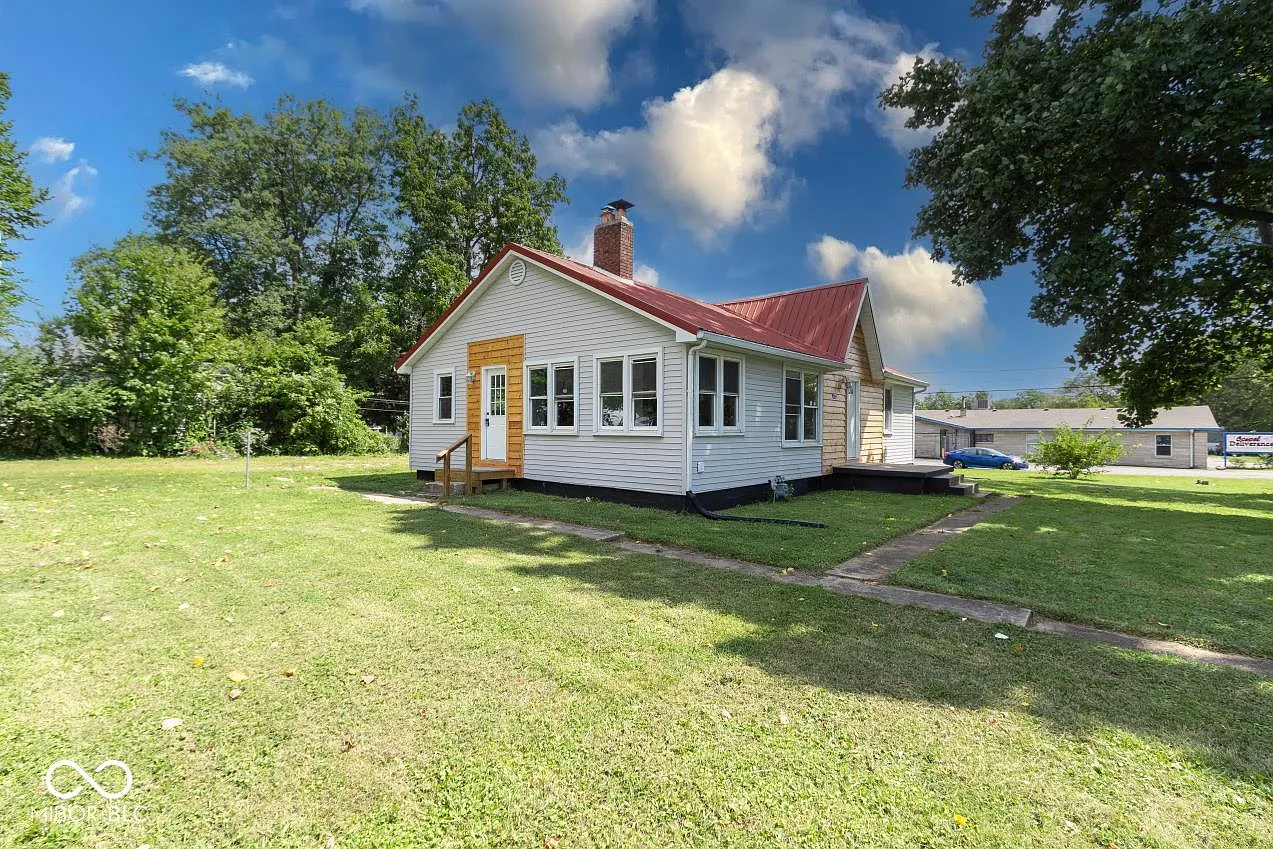 4222 W Troy Ave photo 1