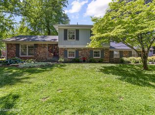 1100 Timber Oak Dr, Louisville, KY 40223