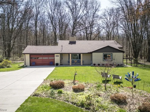 3164 Morrow Dr, Cortland, OH 44410