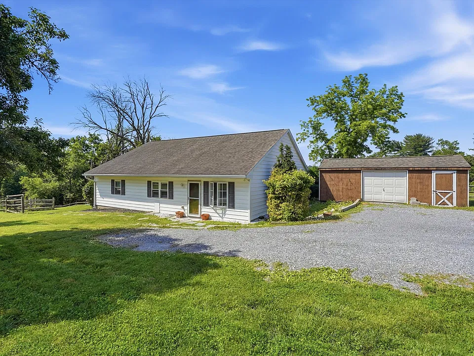 975 Palmers Mill Rd