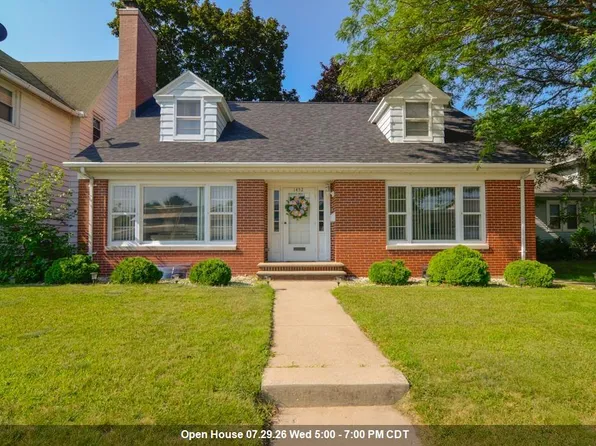 1452 University Ave, Green Bay, WI 54302