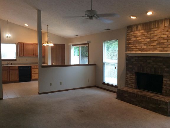 4th image of 3617 Braddock Dr