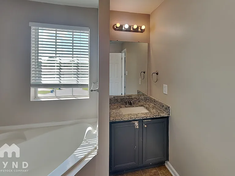 5492 Sierra Trl — Photo 13