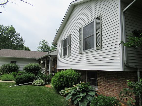 3rd image of 105 Hazelwood Dr