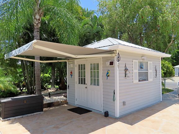 Casita with electric awning