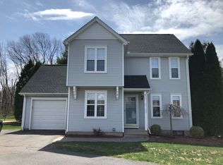 18 Foxglove Ln, South Windsor, CT 06074