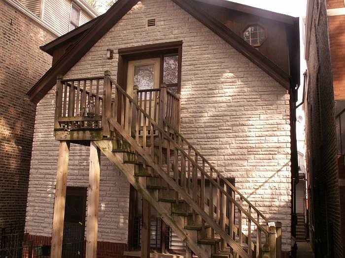 1st image of 2042 W McLean Ave #1f