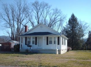 815 Dorchester Ave, Middlesboro, KY 40965