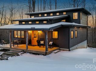 584 Springbrook Ln, Brevard, NC 28712