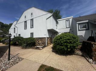 53432 Stoneridge St APT C, South Bend, IN 46637