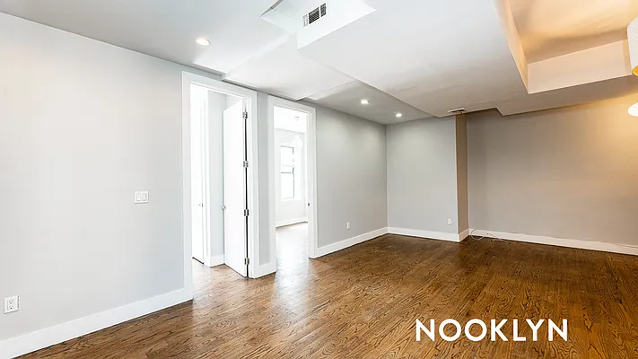 Rented by Nooklyn NYC LLC | media 11