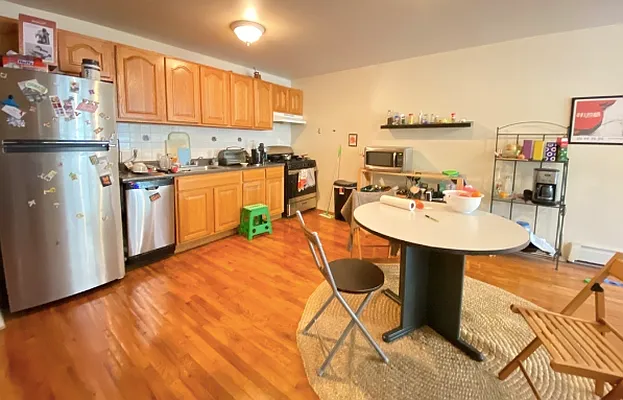 Rented by Nooklyn NYC LLC | media 4