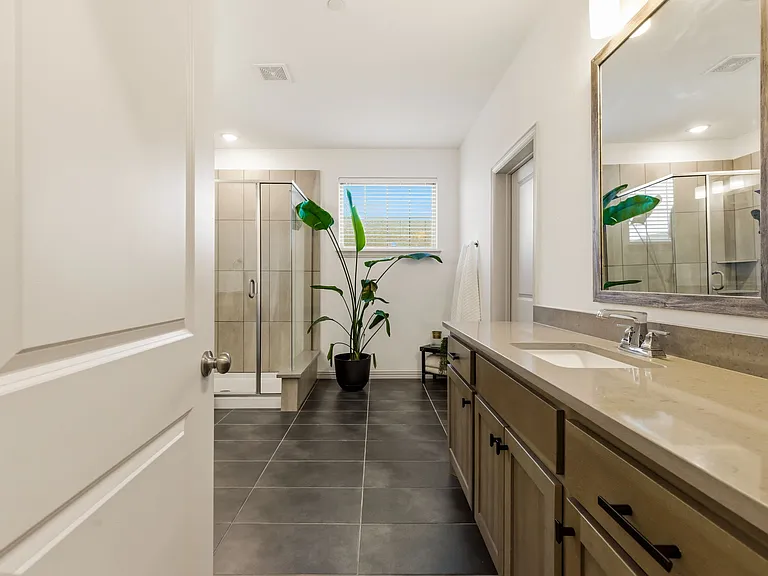 3720 Dutchess Dr — Photo 11