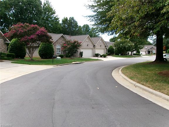 3rd image of 634 Preys St