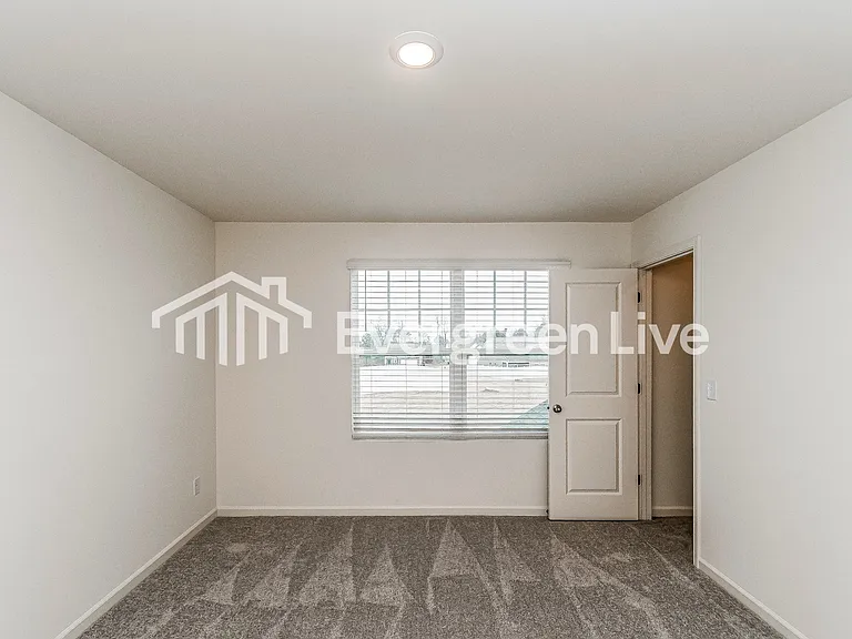 713 Shepard Rock Dr — Photo 11