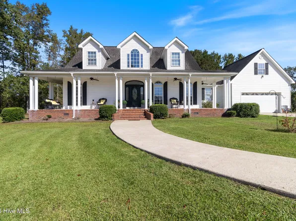 549 Sassafras Road, Bladenboro, NC 28320