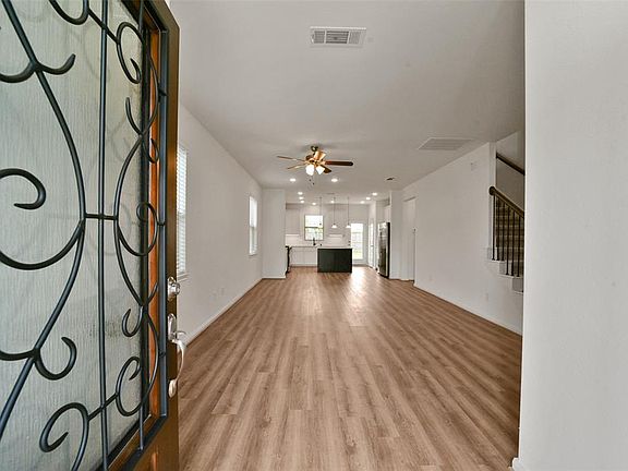 4th image of 15426 Bollardpoint Lane