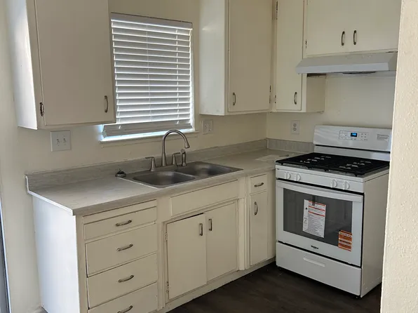 1909 Althoff Ct APT D, Modesto, CA 95355