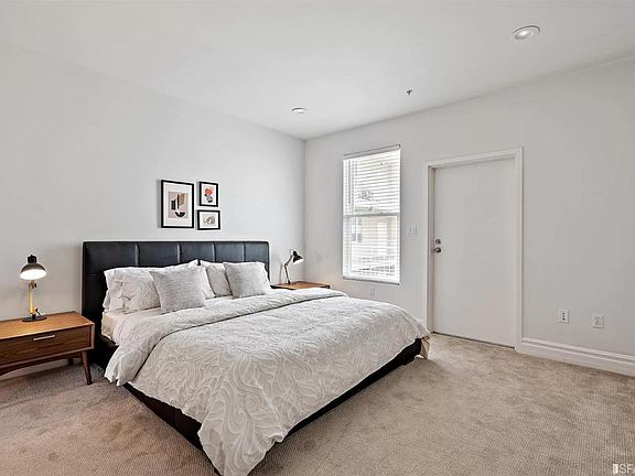 4th image of 1601 Pacific Ave APT 301
