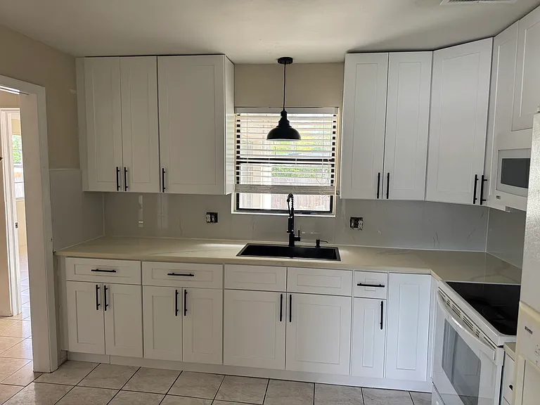 2525 Dean Rd — Photo 23