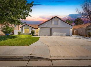 1565 Kings Rd, Palmdale, CA 93551