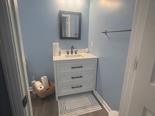 1333 Augusta Ave #1