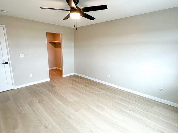 3rd image of 5435 Heidi St #7b84063c9
