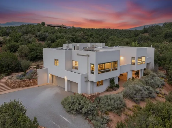 65 Twin Arrow Dr, Sandia Park, NM 87047