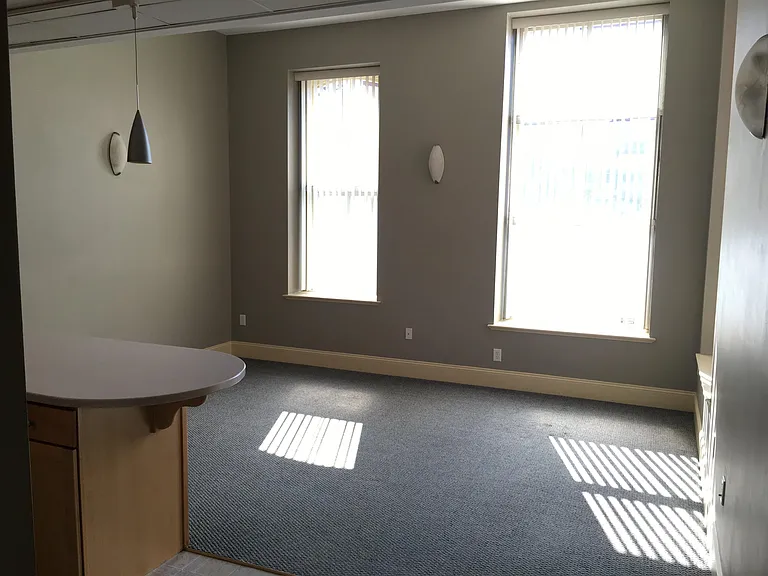 40 Hanover St #40 — Photo 17