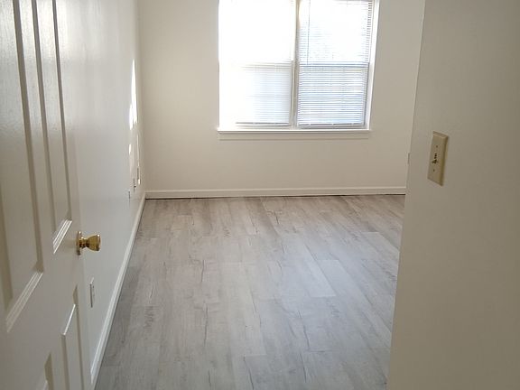 5th image of 3 River St APT 7