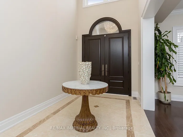 3568 Joan Dr — Photo 4