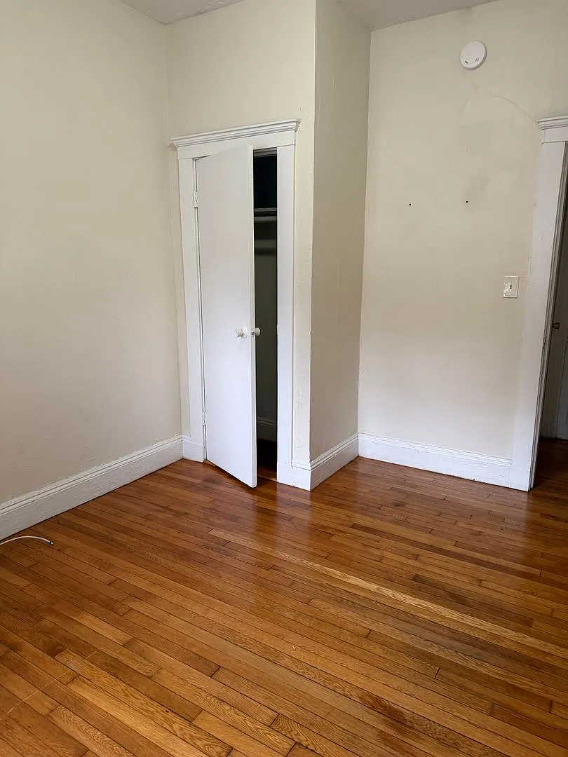 112 Washington St #2B Boston MA 02135 — Photo 4